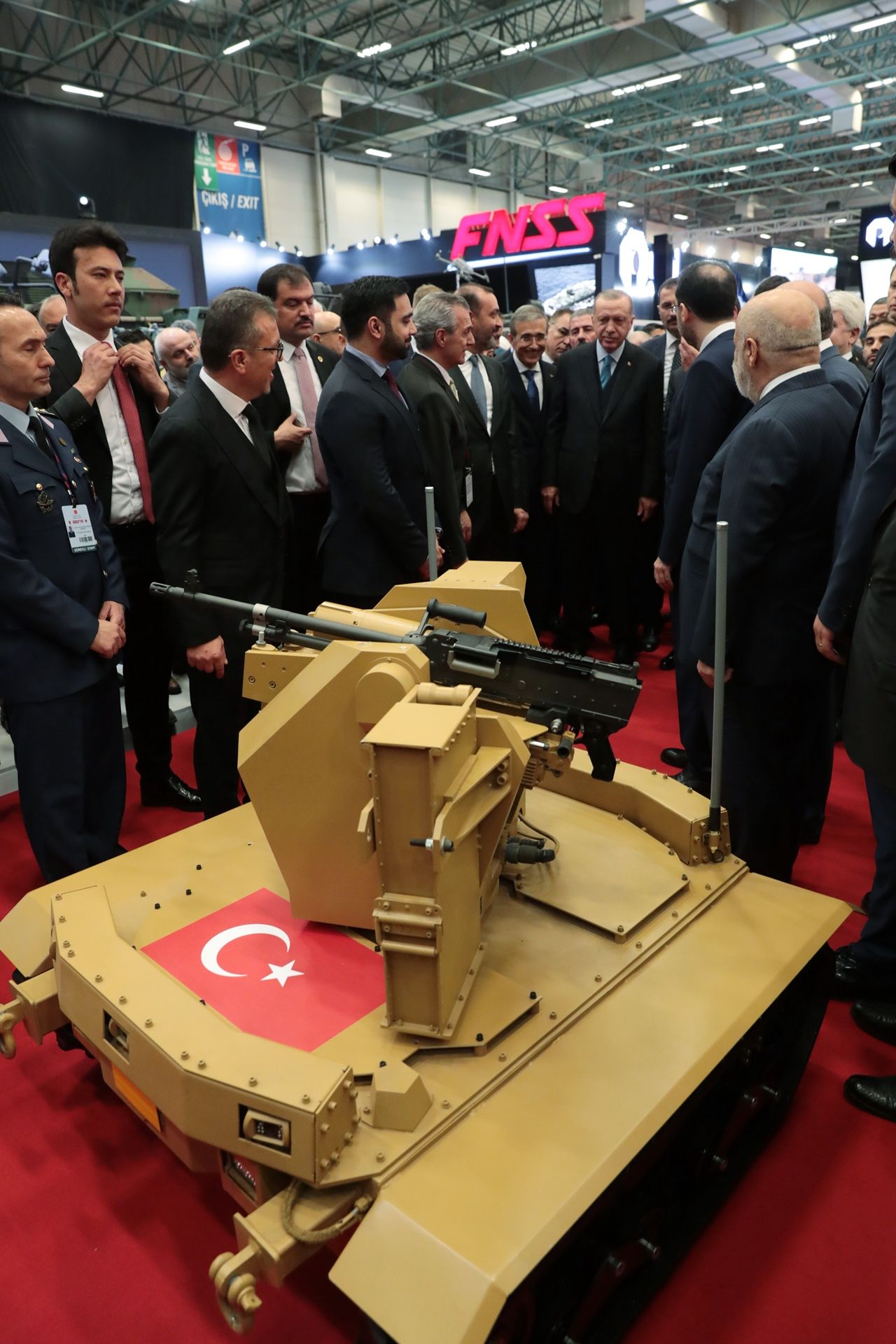 IDEF'te Türk savunma sanayiinden gövde gösterisi! 9