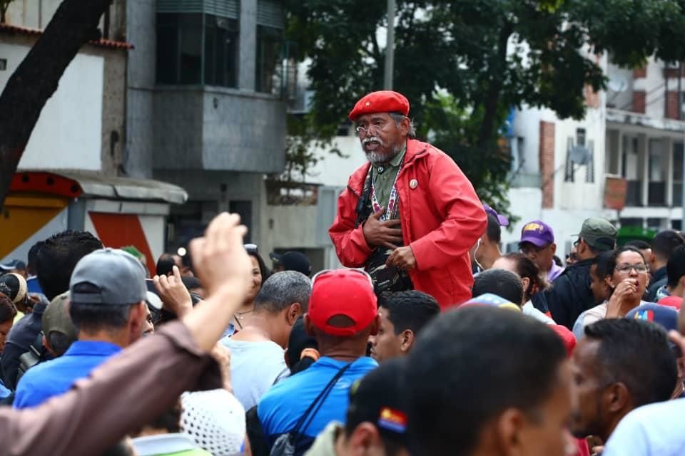 İşte Venezuela'da yaşanan kritik gelişmeler... 8