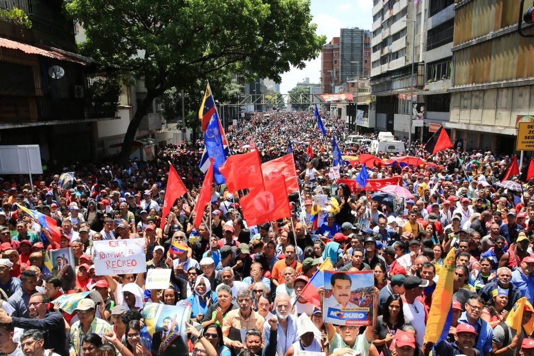 İşte Venezuela'da yaşanan kritik gelişmeler... 22