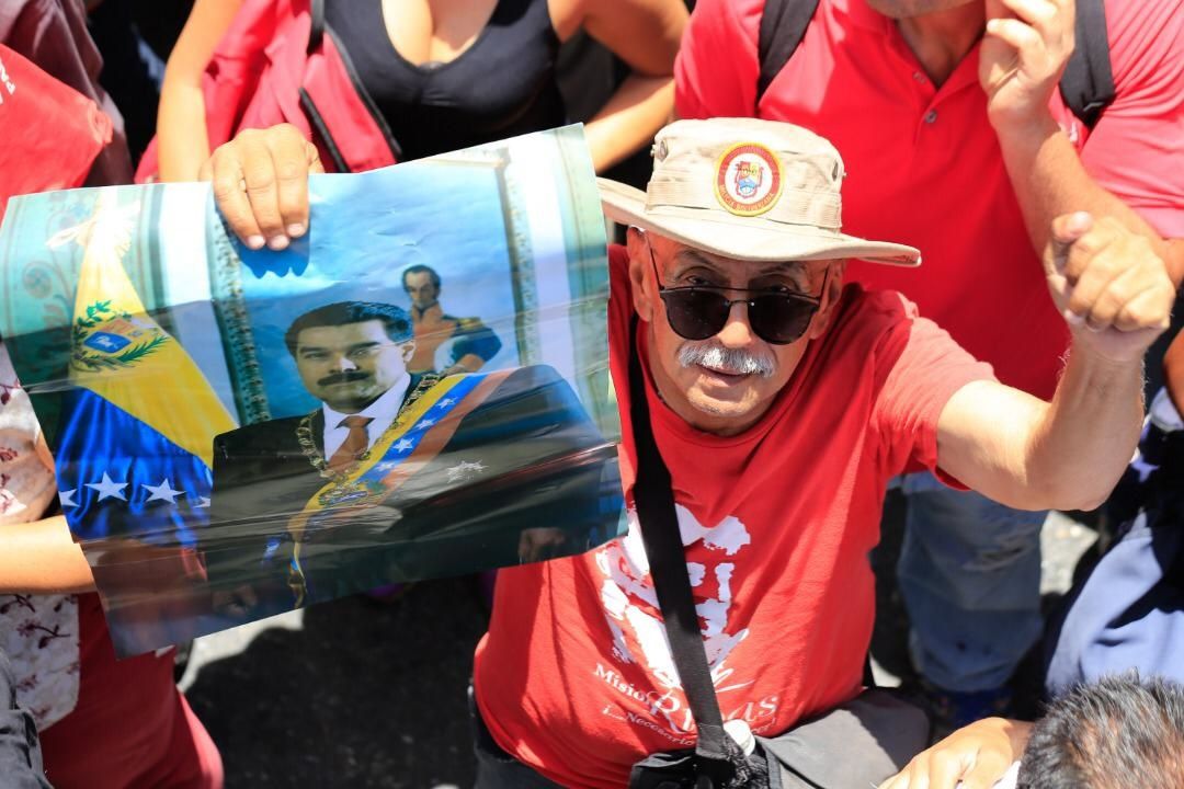 İşte Venezuela'da yaşanan kritik gelişmeler... 25