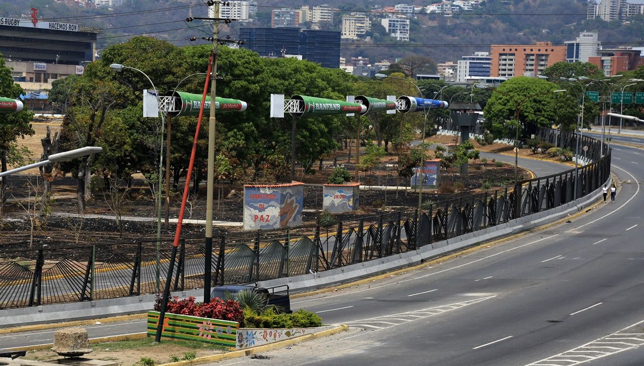 Venezuela'da kritik saatler... 6