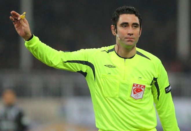 İşte ünlü hakemlerin tuttuğu takımlar! 9