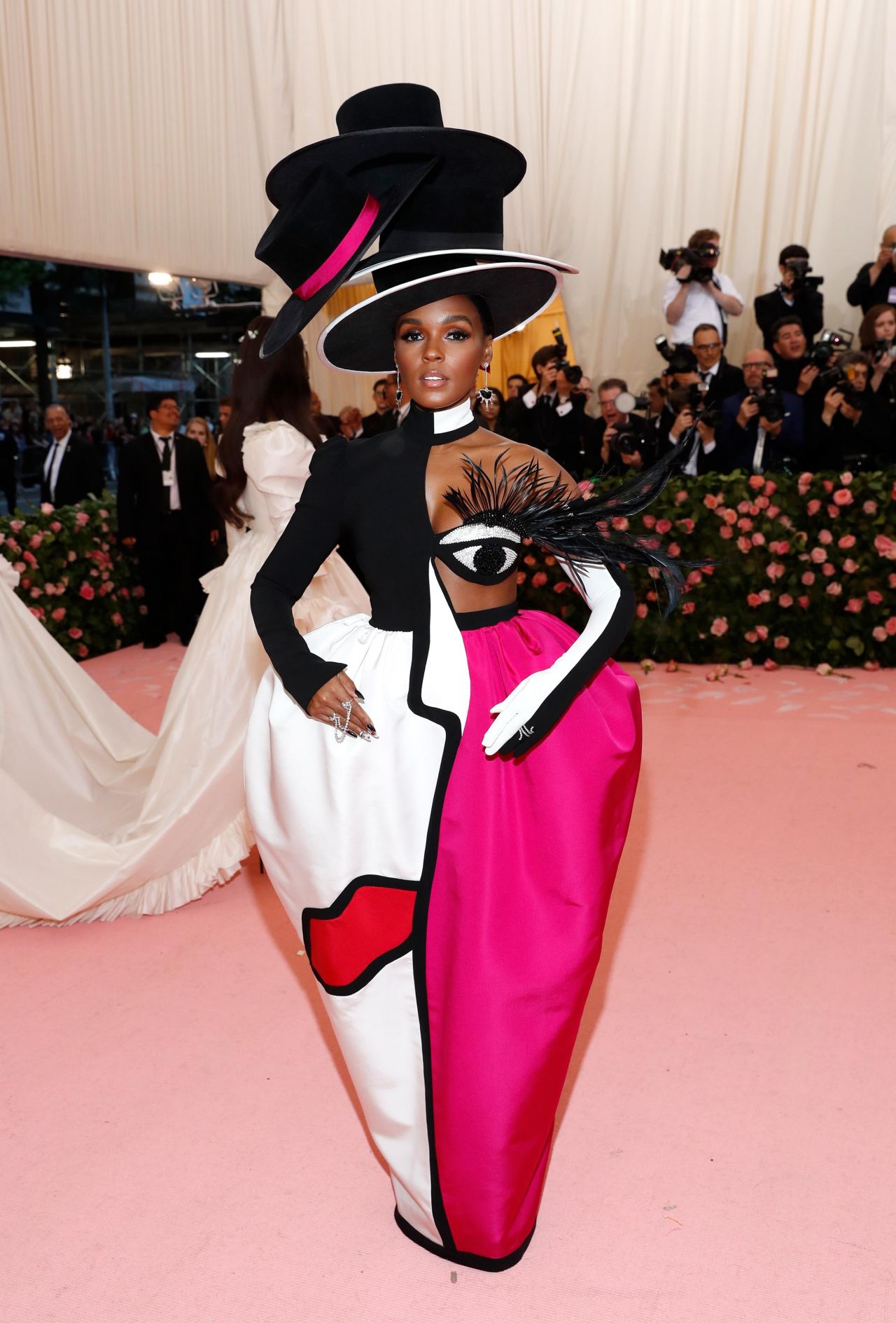 MET Gala tarihine geçecek kostümler! 30
