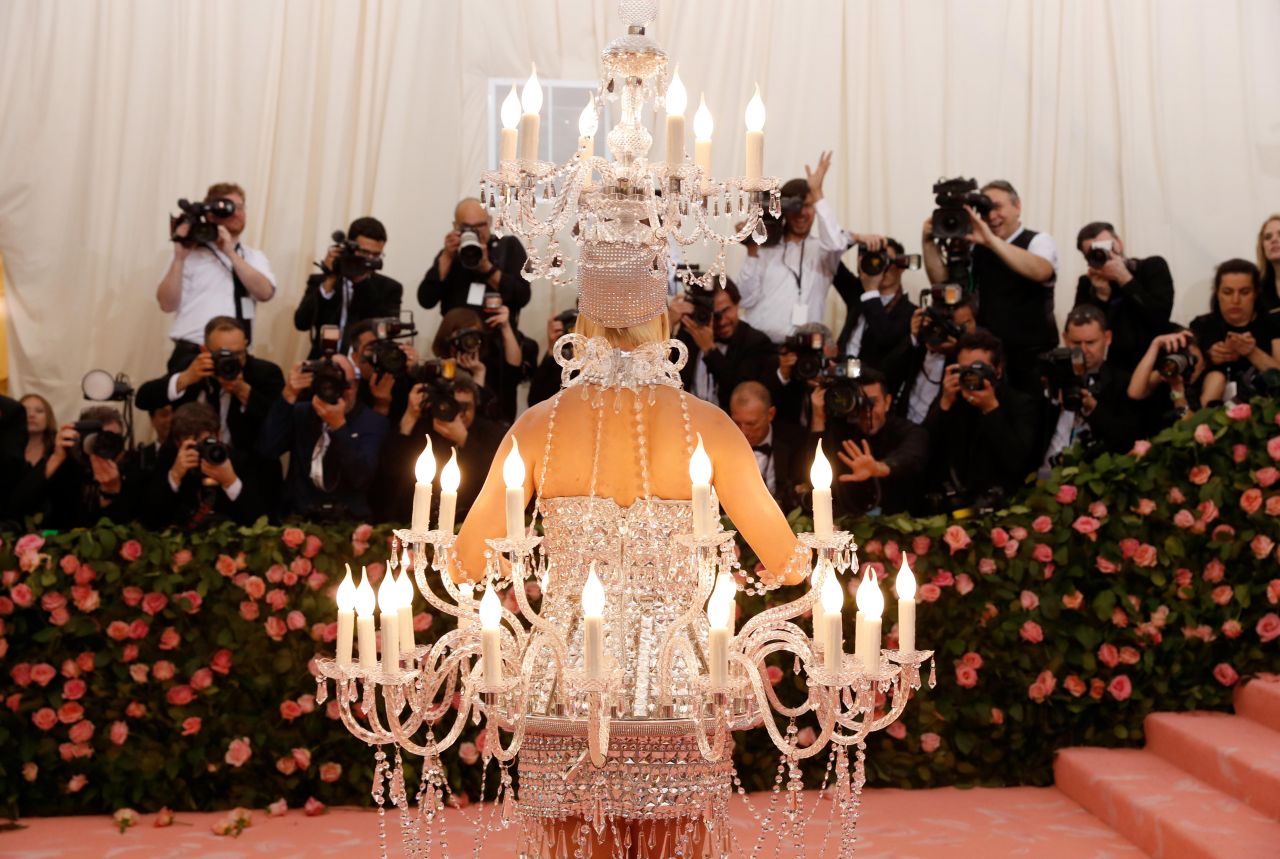 MET Gala tarihine geçecek kostümler! 54