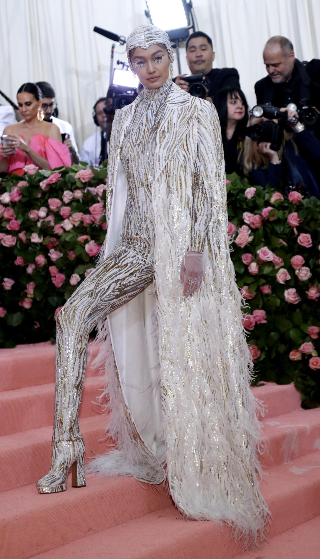 MET Gala tarihine geçecek kostümler! 24