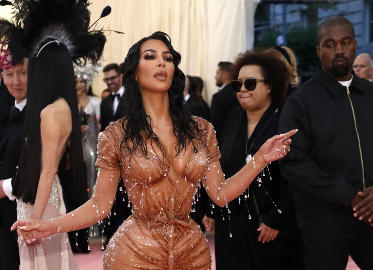MET Gala tarihine geçecek kostümler! 58