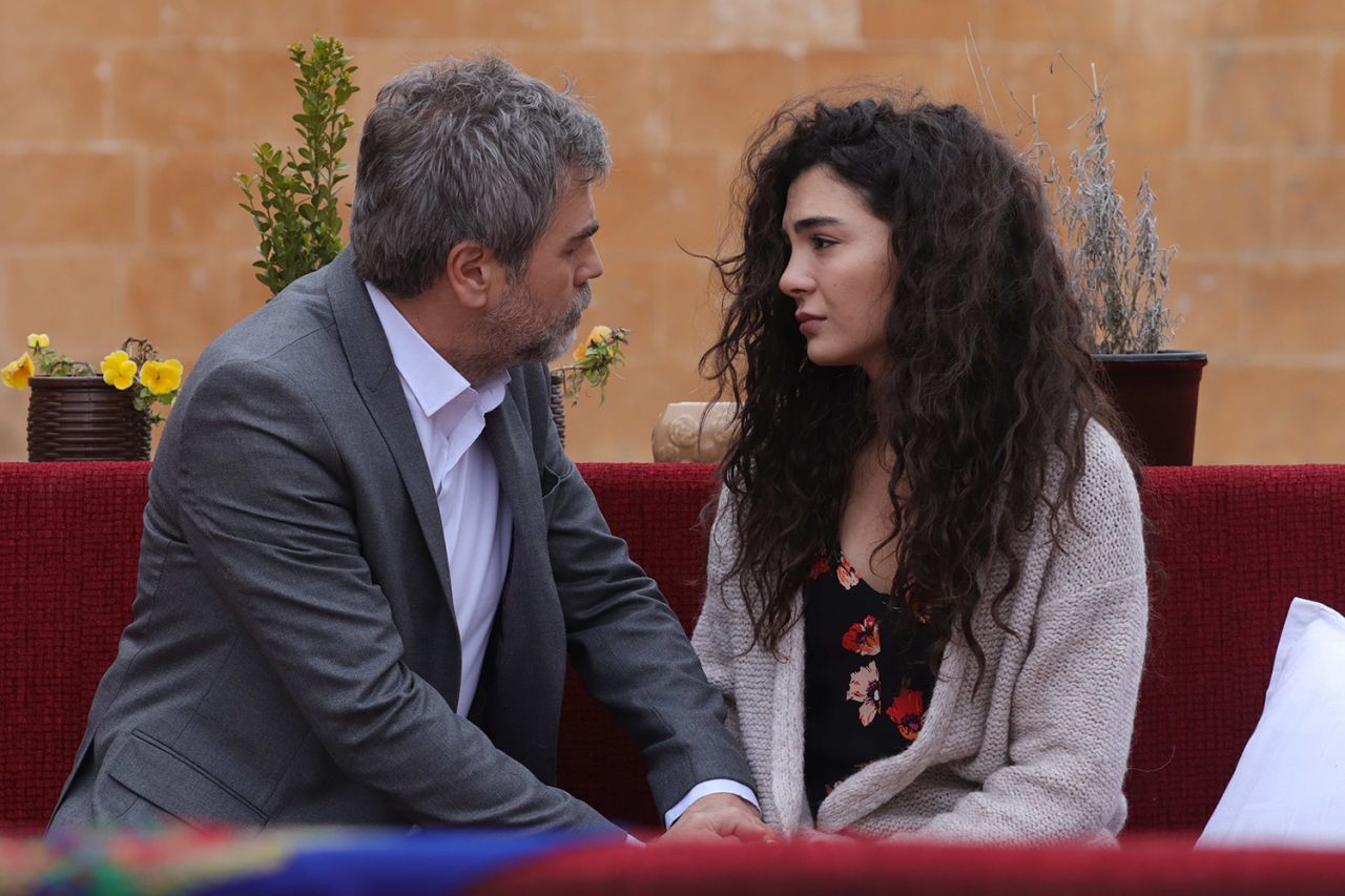 Hercai'nin Reyyan'ı aşk tanımıyla şaşırttı! 1