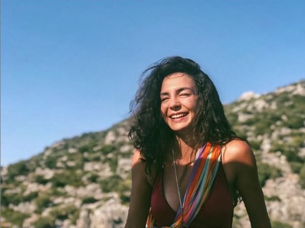 Hercai'nin Reyyan'ı aşk tanımıyla şaşırttı! 3
