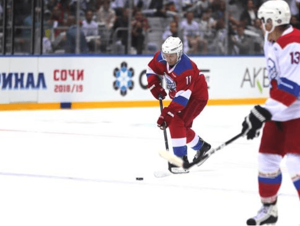 Putin, buz hokeyinde hünerlerini gösterdi! 8
