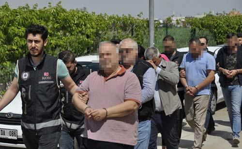 Skandal olay! Eski eşi ve yeni eşiyle birlikte... 3