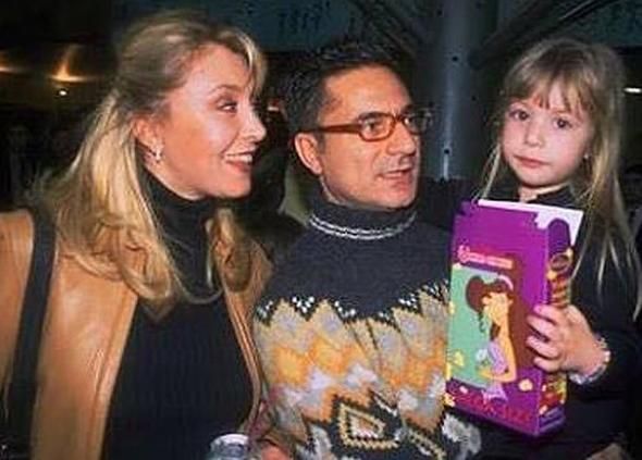 "Babamın kız arkadaşları beni gördüğü zaman titremeye başlar!" 7