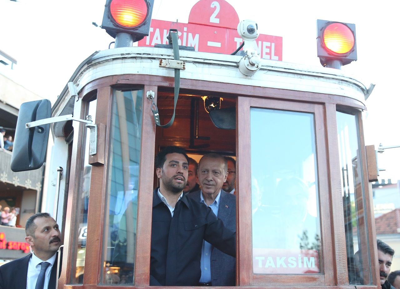 Cumhurbaşkanı nostaljik tramvay ile iftara geldi.. 4