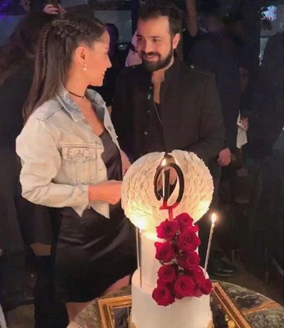 Derya Uluğ ile sevgilisi arasına ayrılık girdi! 4