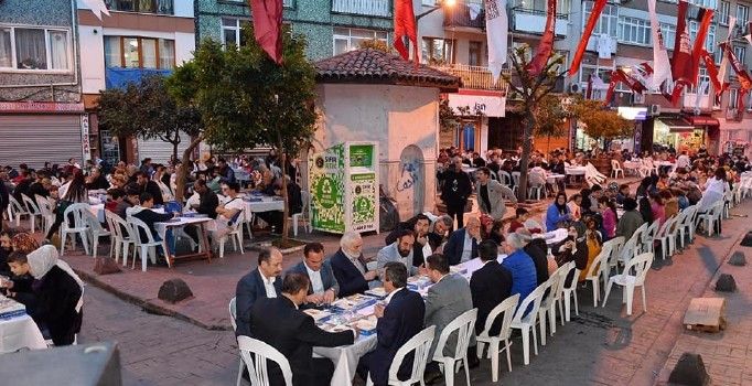 Ramazan ayı Beyoğlu'nda  coşkuyla yaşanıyor! 1