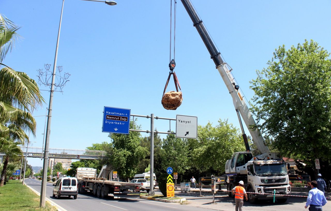 Adıyaman'da 8 tonluk 'veda' figürü bulundu! 1