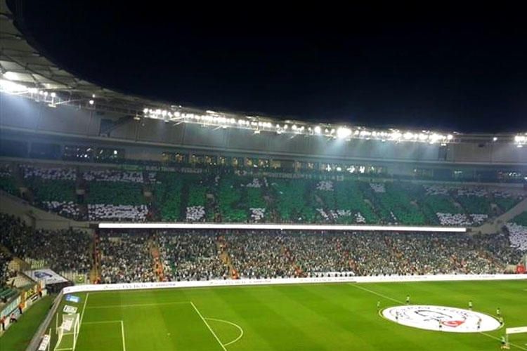 Şehrin dört bir yanına pankartlar asıldı... 5
