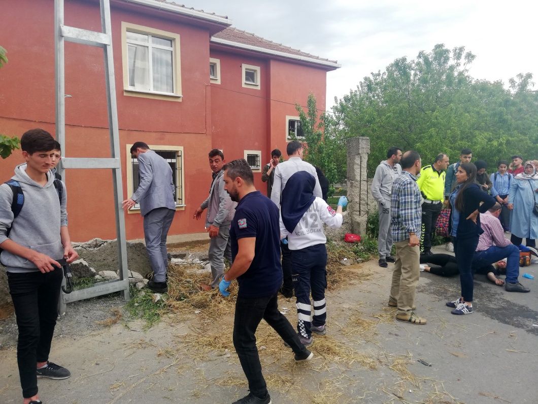 Kızlara hava atayım derken 7 öğrenciyi öldürüyordu! 4