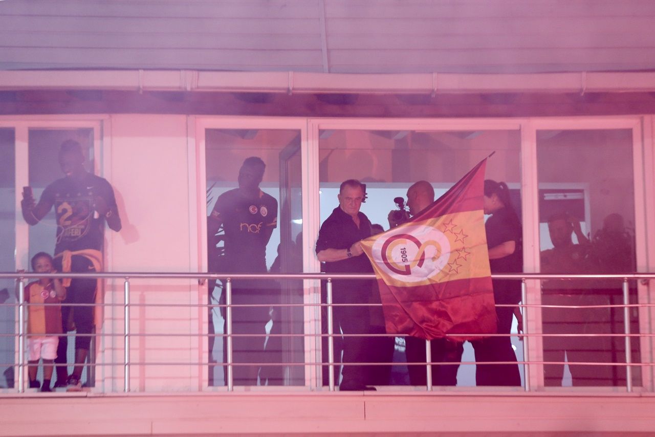 Şampiyon Galatasaray'dan Florya'da coşkulu kutlama... 1