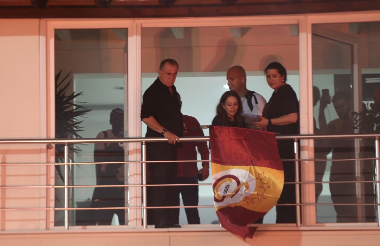 Şampiyon Galatasaray'dan Florya'da coşkulu kutlama... 2