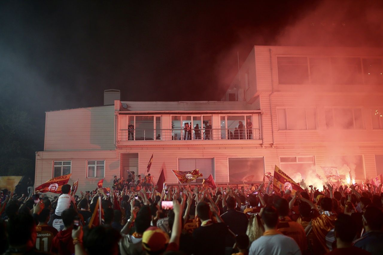 Şampiyon Galatasaray'dan Florya'da coşkulu kutlama... 27