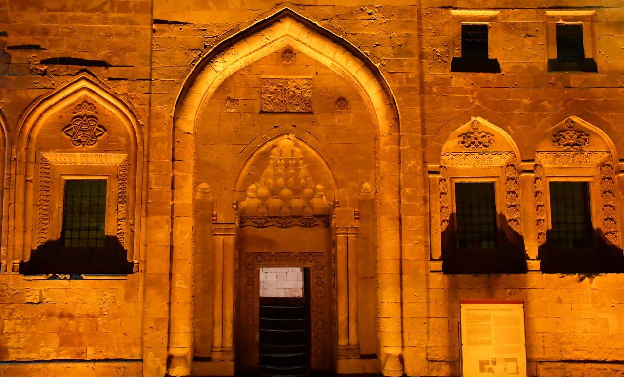 Ecdat yadigarı İshak Paşa Sarayı'nın yeni yüzü... 10