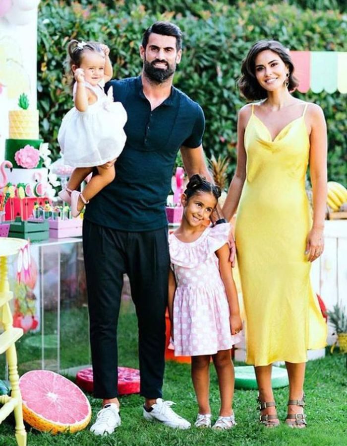 Volkan Demirel'in eşinden büyük sürpriz! 8