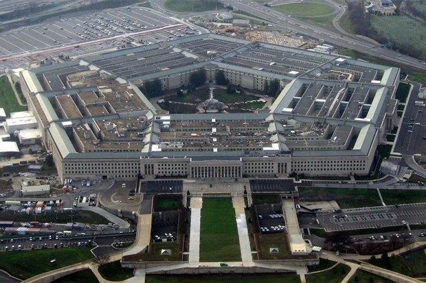 Pentagon'dan tarihi itiraf: UFO'ları inceliyoruz 7