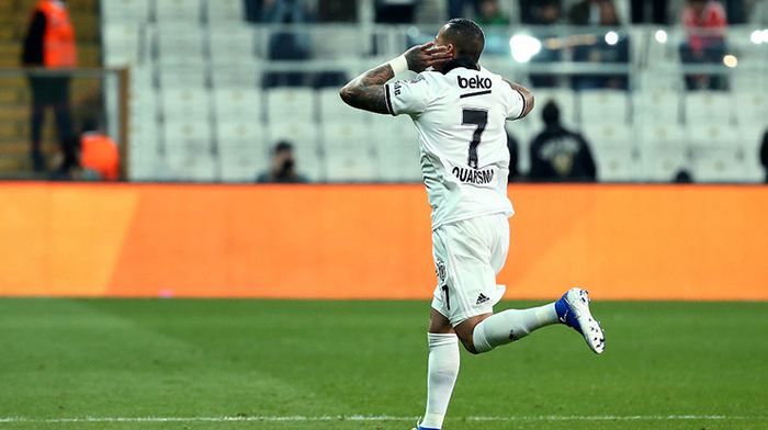Q7'den taraftara ağır hakaret! 5