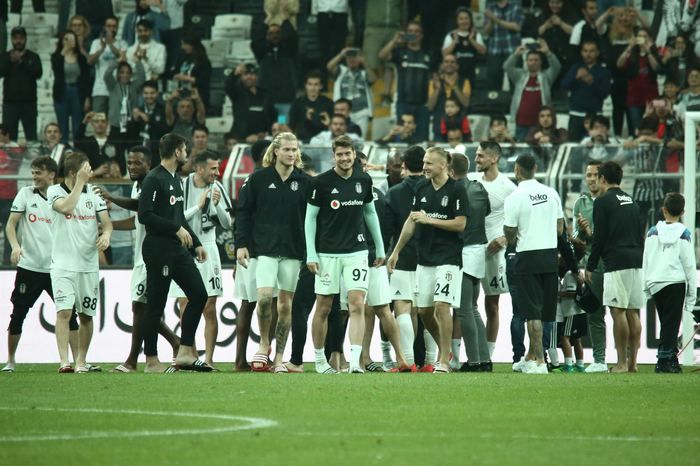 Şenol Güneş'ten veda üçlüsü! 7
