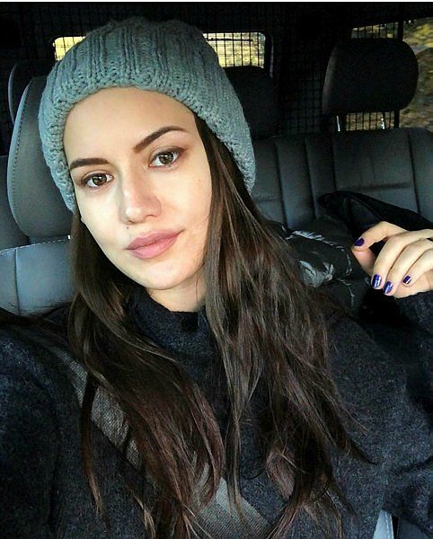 Fahriye Evcen eleştiri yağmuruna tutuldu! 1