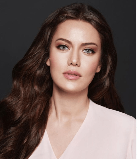 Fahriye Evcen eleştiri yağmuruna tutuldu! 3