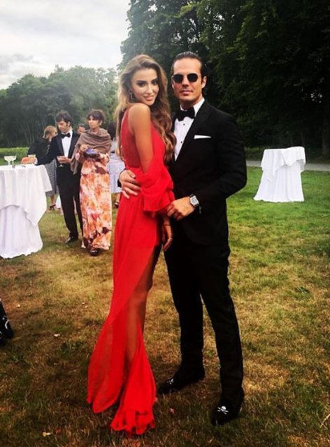 Özge Ulusoy eski sevgilisiyle yeniden bir araya geldi! 1