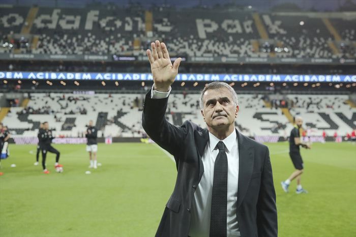 Beşiktaş'ta yaprak dökümü! 2