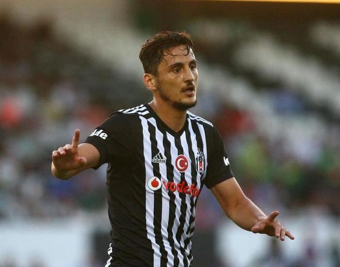 Beşiktaş'ta yaprak dökümü! 9