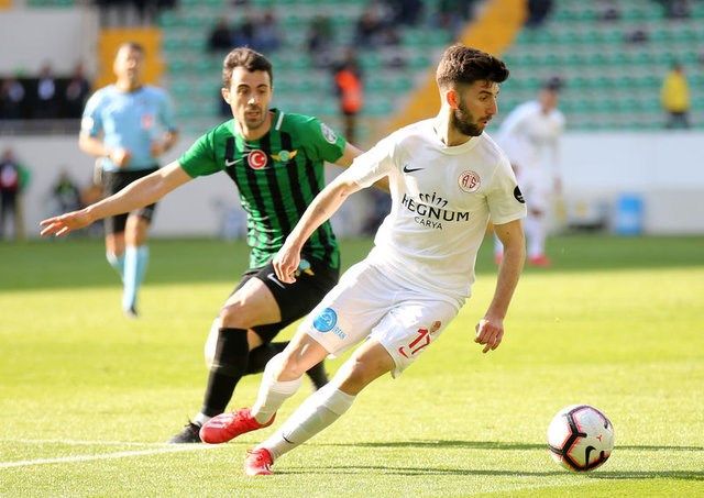 Fenerbahçe'nin scout listesi sızdı! İşte listedeki isimler... 16
