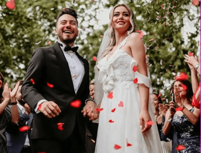 Enes Batur yalan evlilik iddialarına yanıt verdi! 4
