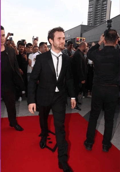 Çukur'un sezon finalinde görkemli gala! 24