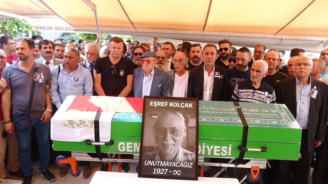 Eşref Kolçak son yolculuğuna uğurlandı... 15
