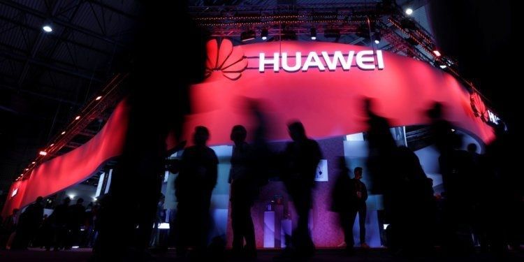 Google'dan Huawei geriliminde geri adım! 2