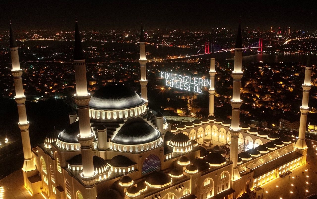 Büyük Çamlıca Camisi'nde Kadir Gecesi... 2