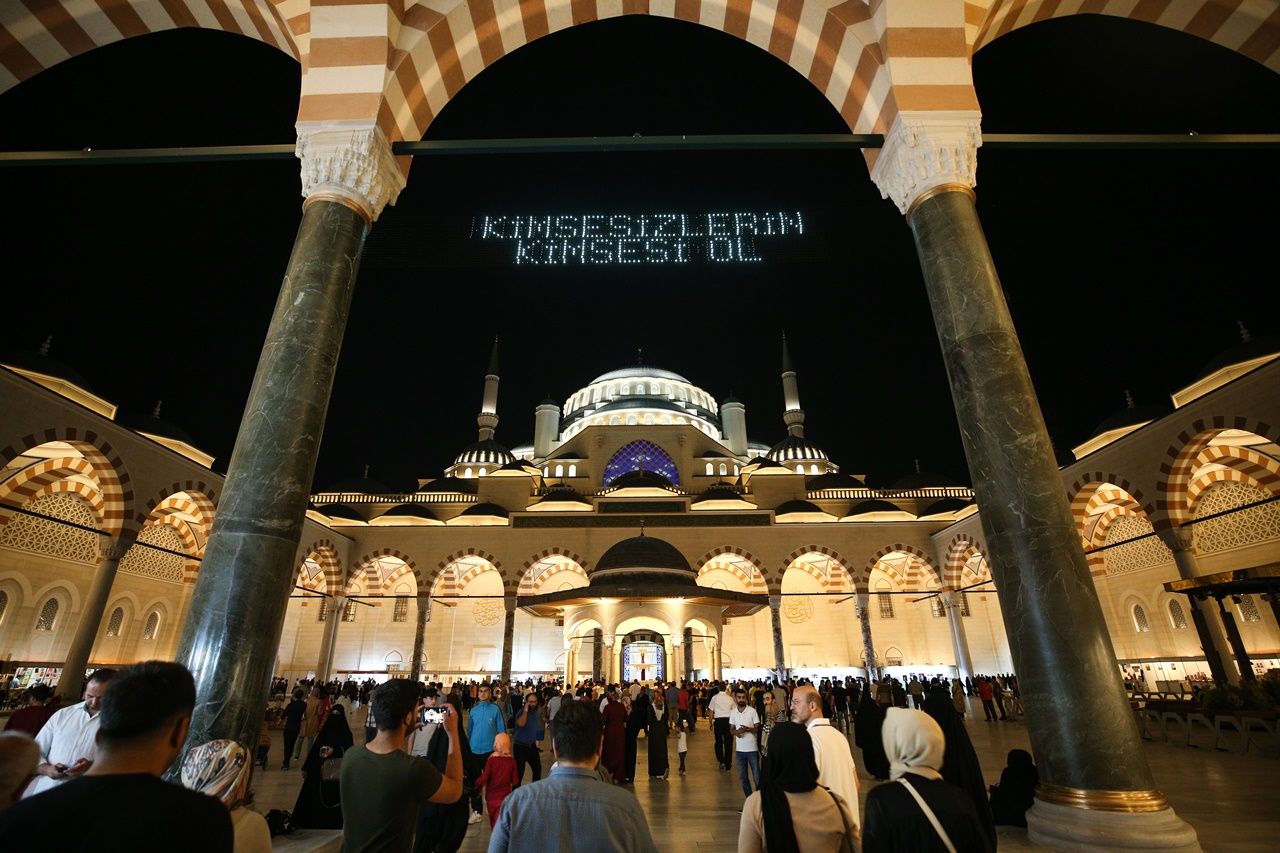 Büyük Çamlıca Camisi'nde Kadir Gecesi... 4