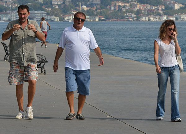 Betüş Peri aşk büyüsü yaptı! Bu kez rota İngiltere 11