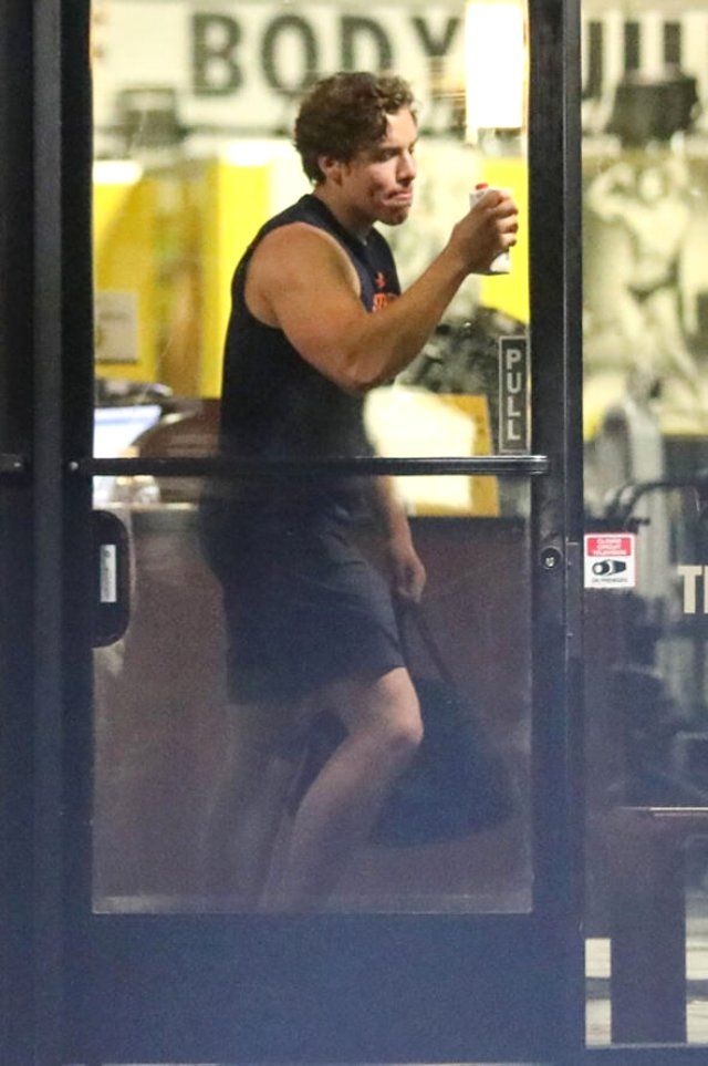 O, Arnold Schwarzenegger'in ikizi değil oğlu! 5