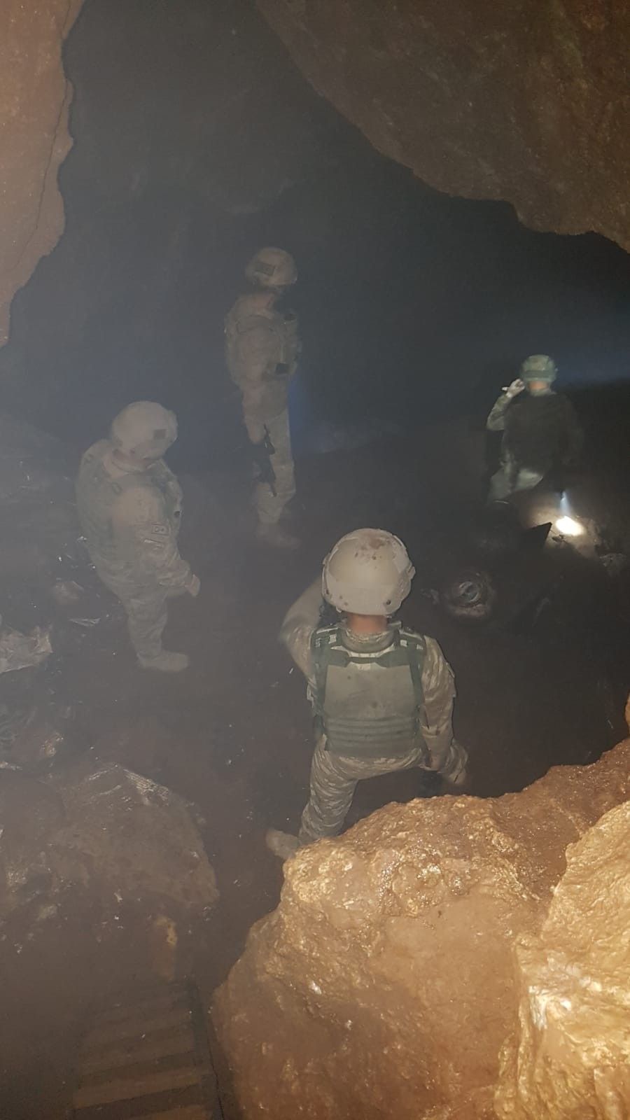 PKK'nın Faraşin kampı ele geçirildi! 5