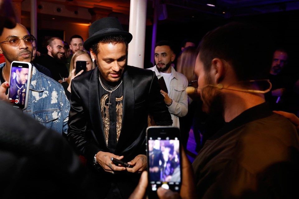 Neymar'a tecavüz suçlaması! WhatsApp mesajıyla reddetti 1