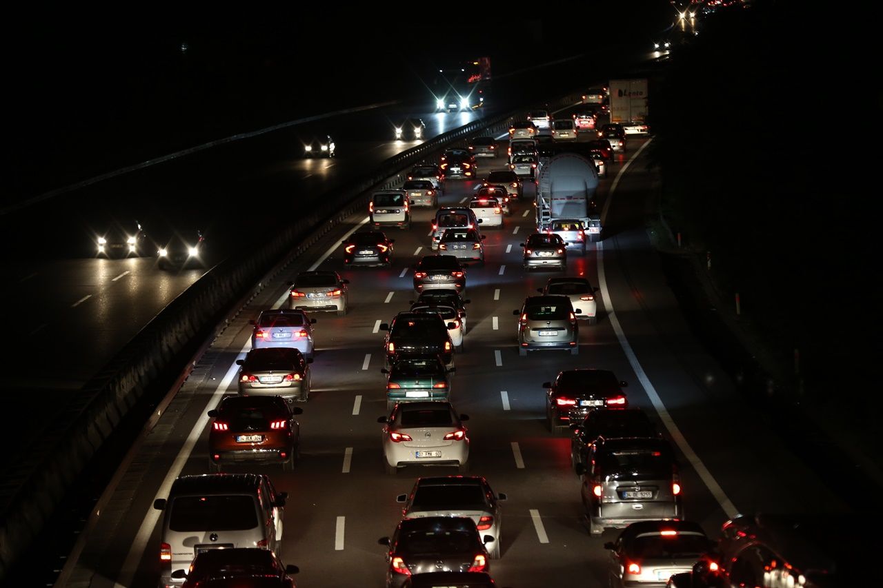 Sakarya'da kilometrelerce kuyruk oluştu... 3