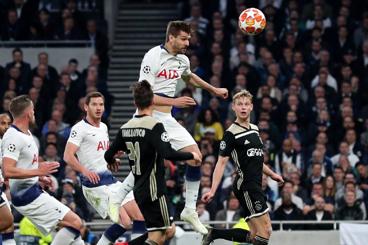 Serbest futbolcu statüsündeki yıldızlar! 53