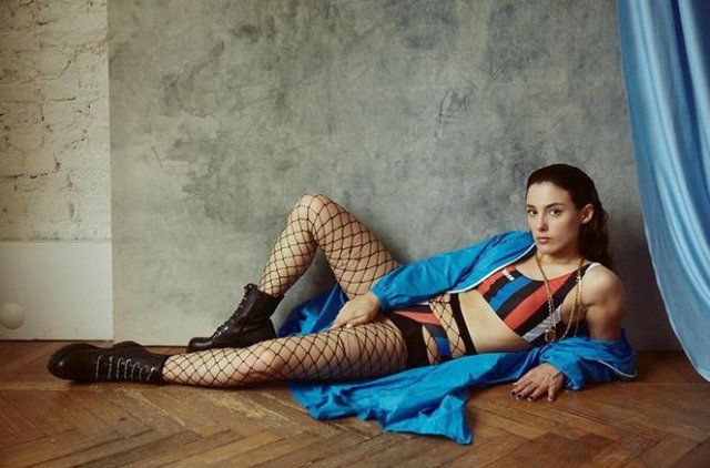 Cansu Tosun cesur pozlarıyla büyük beğeni topladı! 3