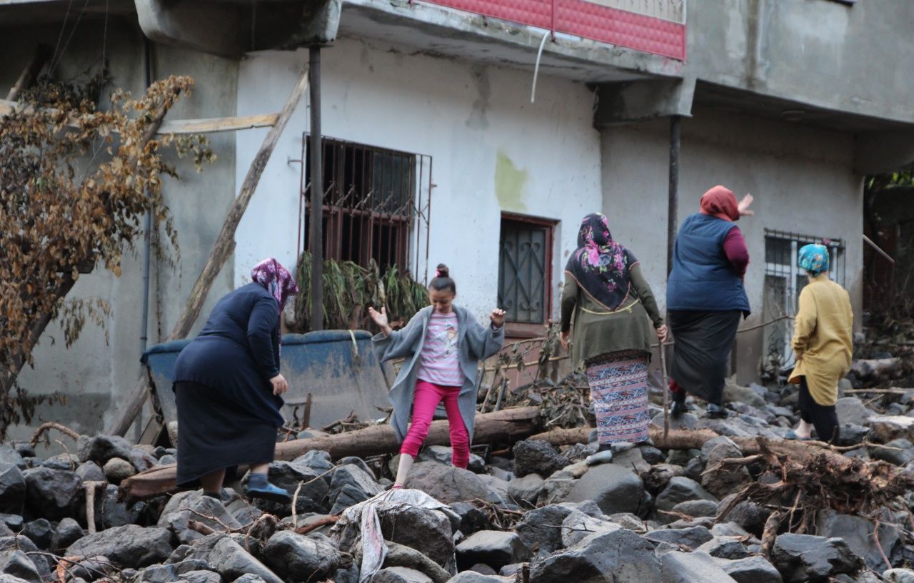 Felaket gün ağarınca ortaya çıktı! 18