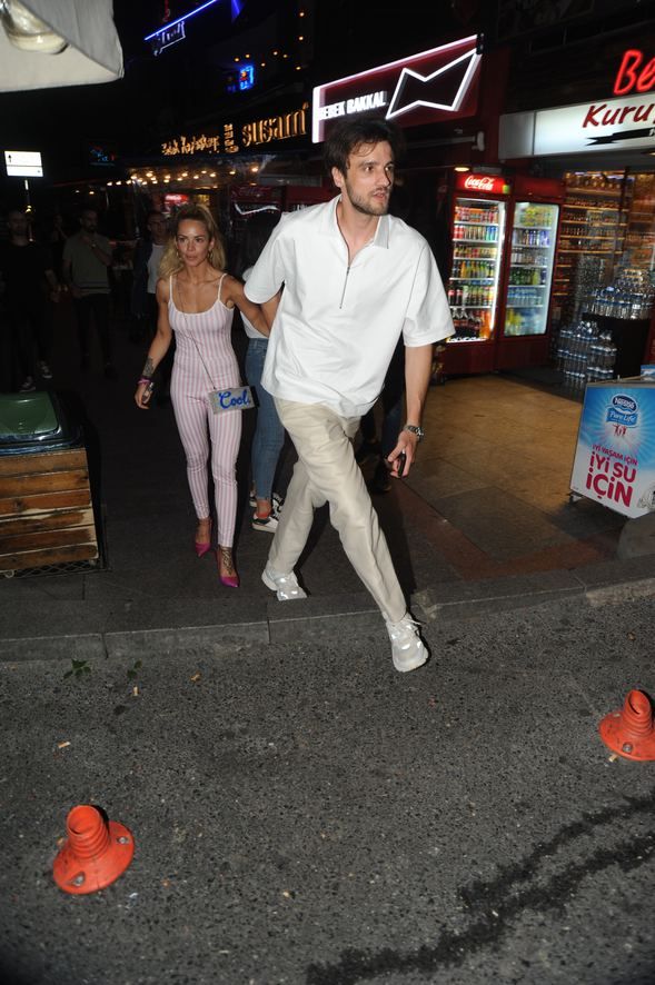 Eliz Sakuçoğlu, Ekin Mert Daymaz'ı çabuk unuttu! 2